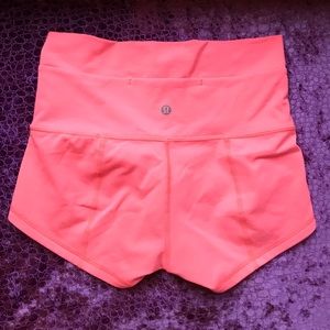 Lululemon Wunder Under Shorts Grapefruit 6